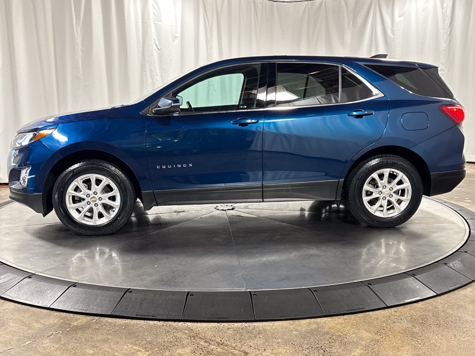 Used 2019 Chevrolet Equinox LT AWD/4WD image 8