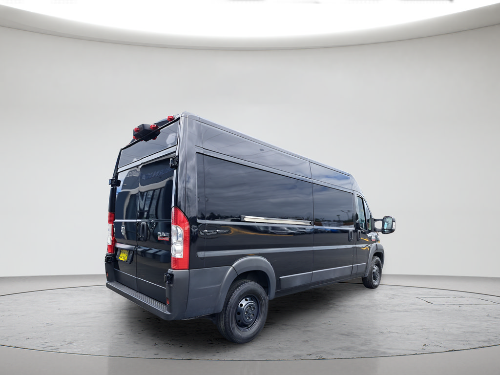 Used 2021 RAM ProMaster 2500 w/ Premium Appearance Group FWD image 3