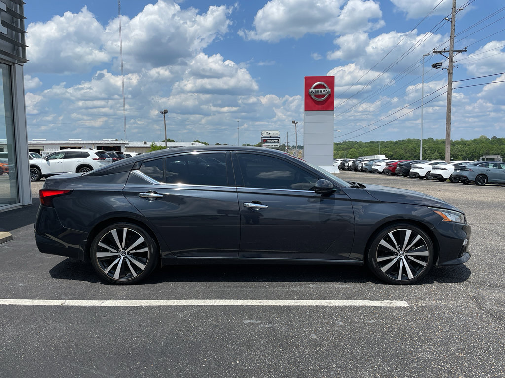 Used 2020 Nissan Altima 2.5 Platinum image 22
