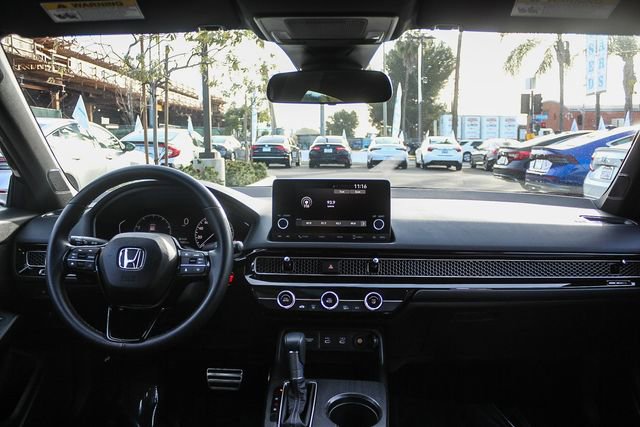 Used 2025 Honda Civic Sport image 17