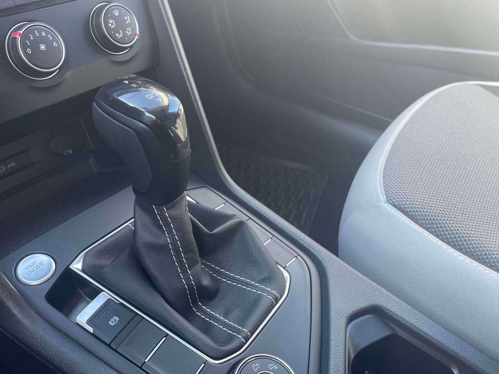 Used 2022 Volkswagen Taos S image 29