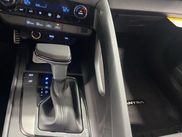 New 2026 Hyundai Elantra Sport image 17