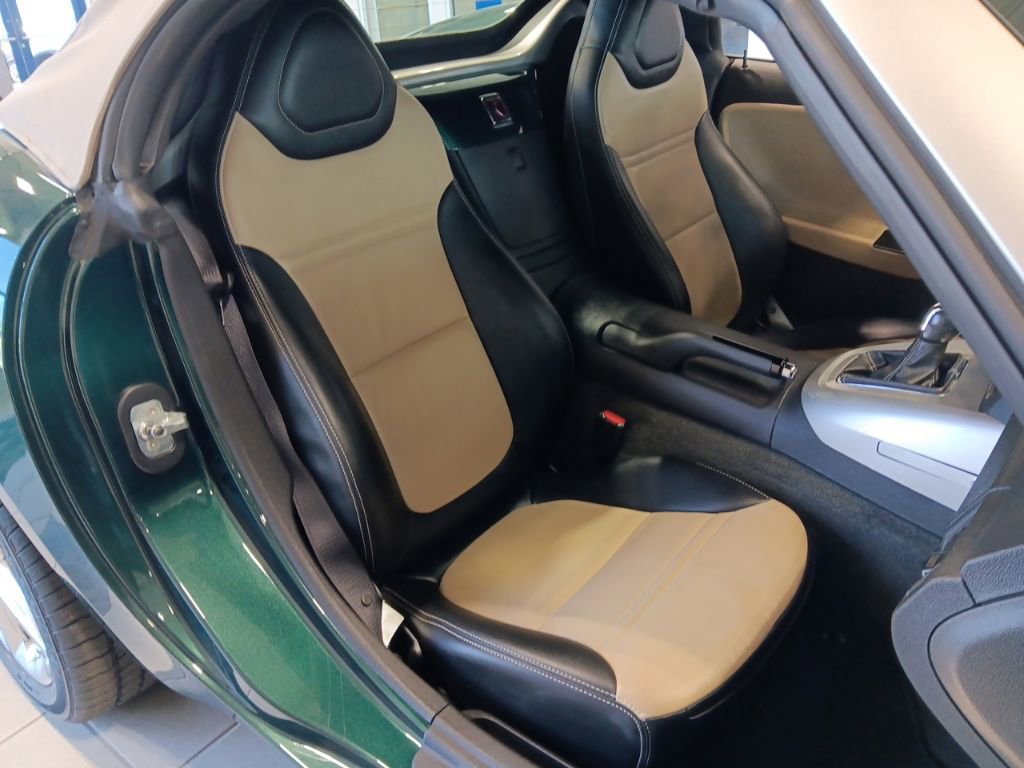 Used 2007 Saturn Sky w/ Premium Trim Pkg RWD image 16