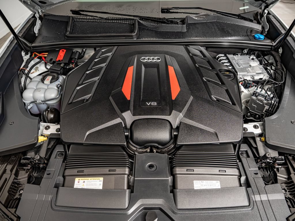 Used 2023 Audi SQ8 Prestige AWD/4WD image 45