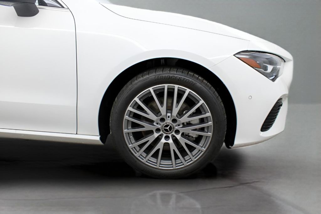 Used 2025 Mercedes-Benz CLA 250 image 2