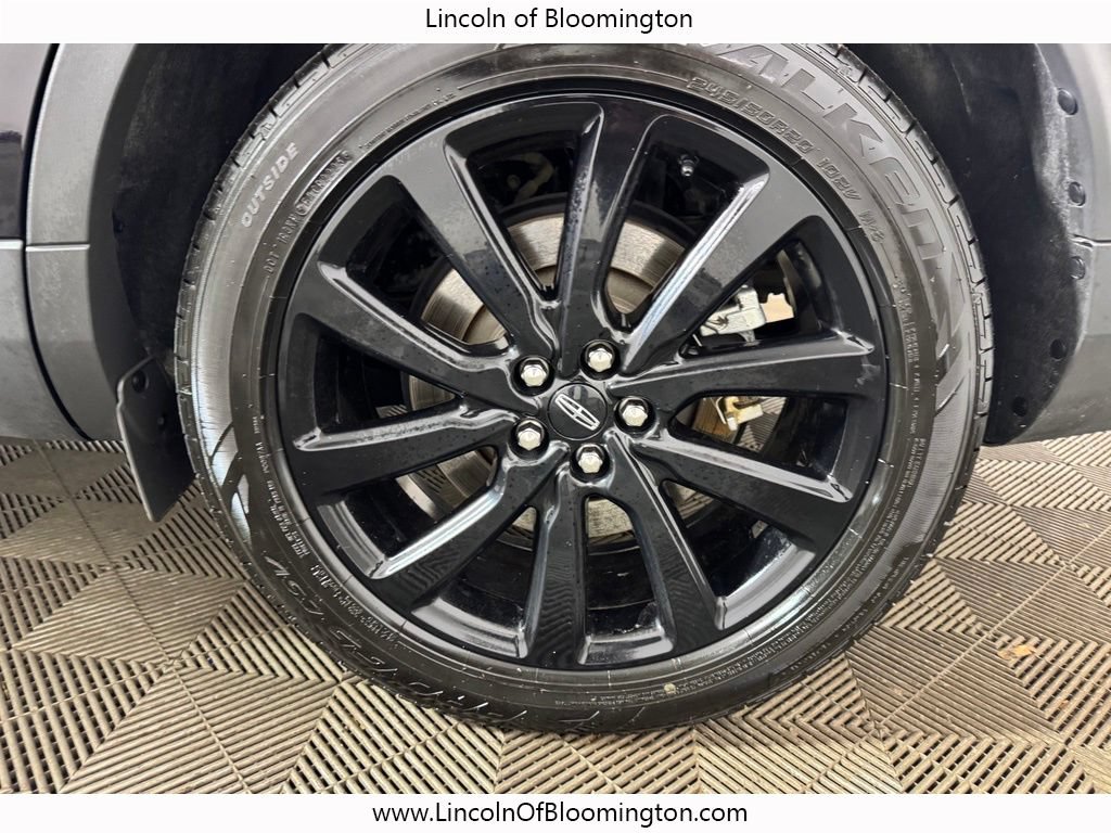 Used 2022 Lincoln Nautilus Reserve AWD/4WD image 27