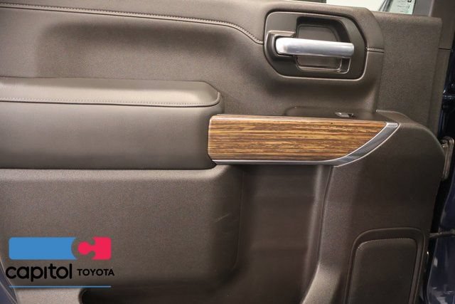 Used 2022 Chevrolet Silverado 3500 High Country w/ Z71 Off-Road Package AWD/4WD image 32