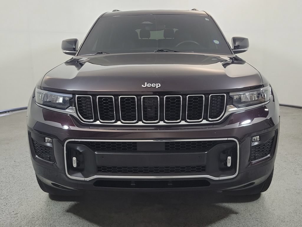 Used 2023 Jeep Grand Cherokee L Overland RWD image 2
