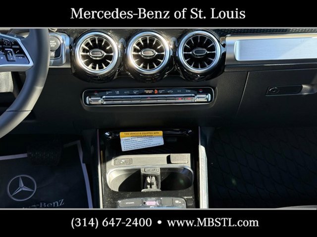 New 2026 Mercedes-Benz GLB 250 4MATIC image 11
