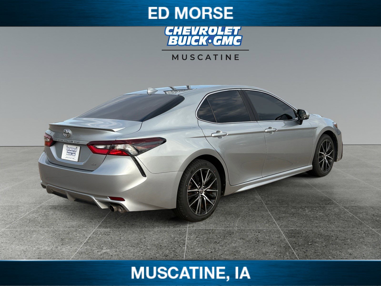 Used 2021 Toyota Camry SE FWD image 5