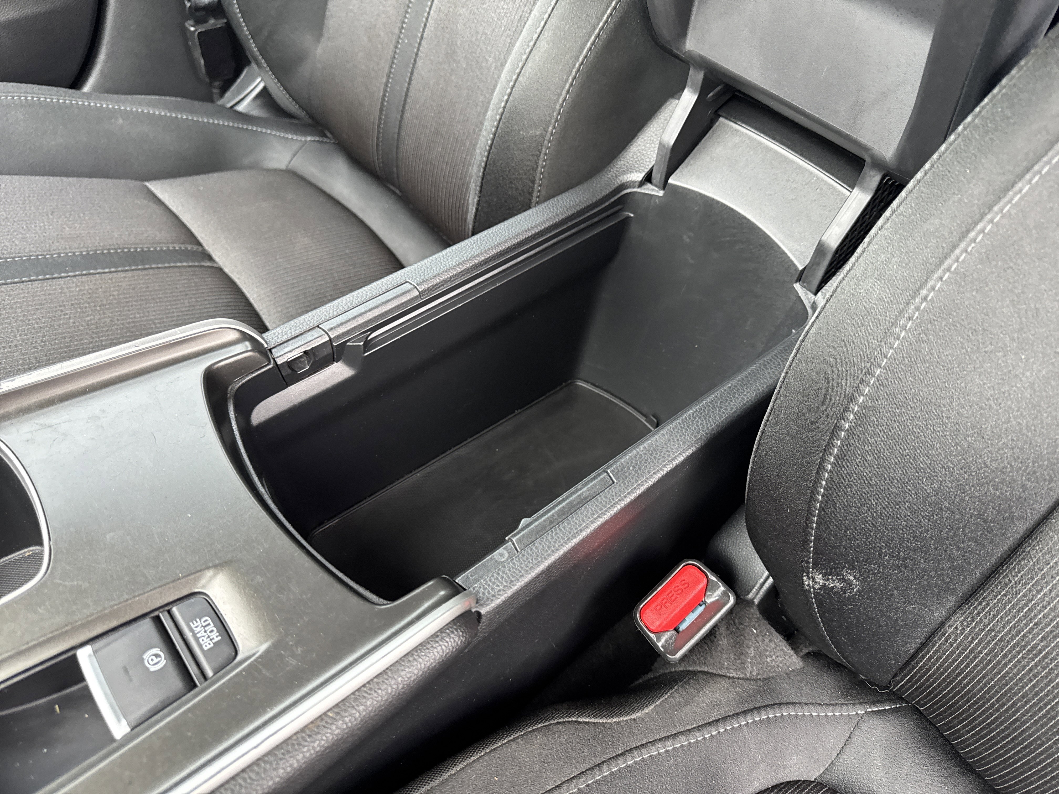 Used 2018 Honda Accord EX image 14