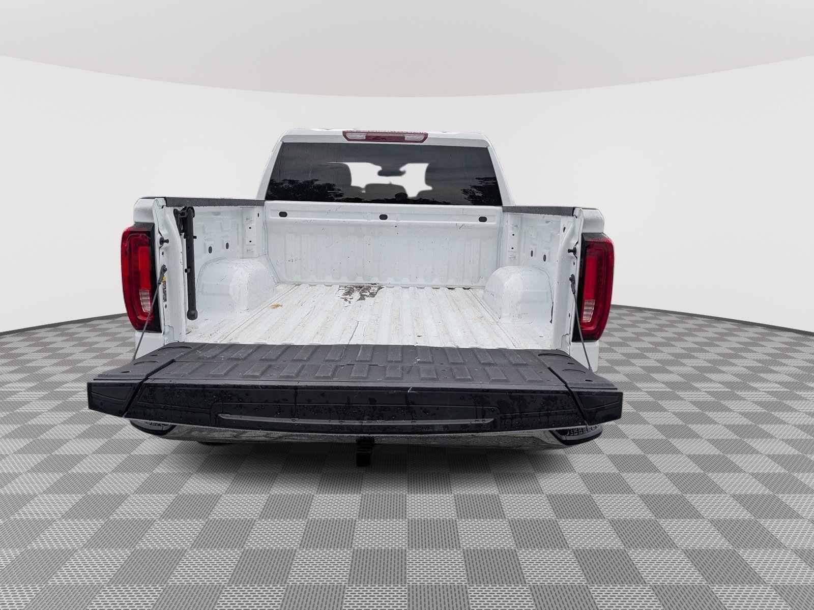 Used 2025 GMC Sierra 1500 SLT AWD/4WD image 12