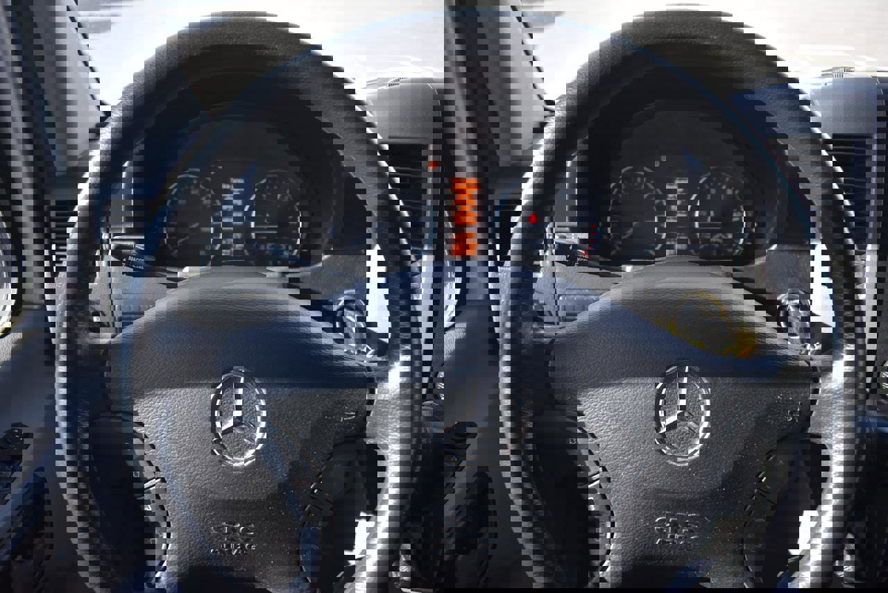 Used 2013 Mercedes-Benz Sprinter 2500 image 15