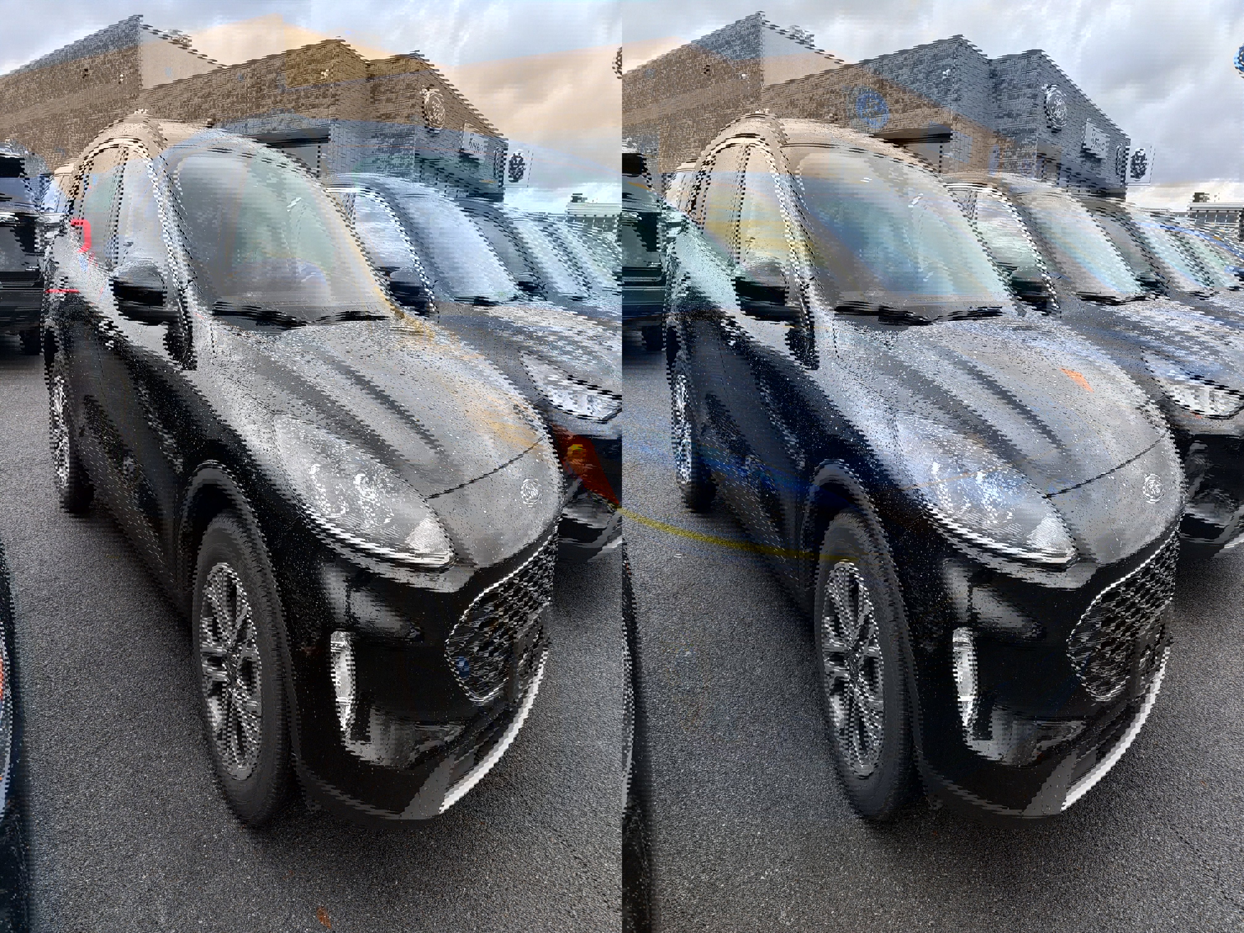 Used 2022 Ford Escape SEL image 2