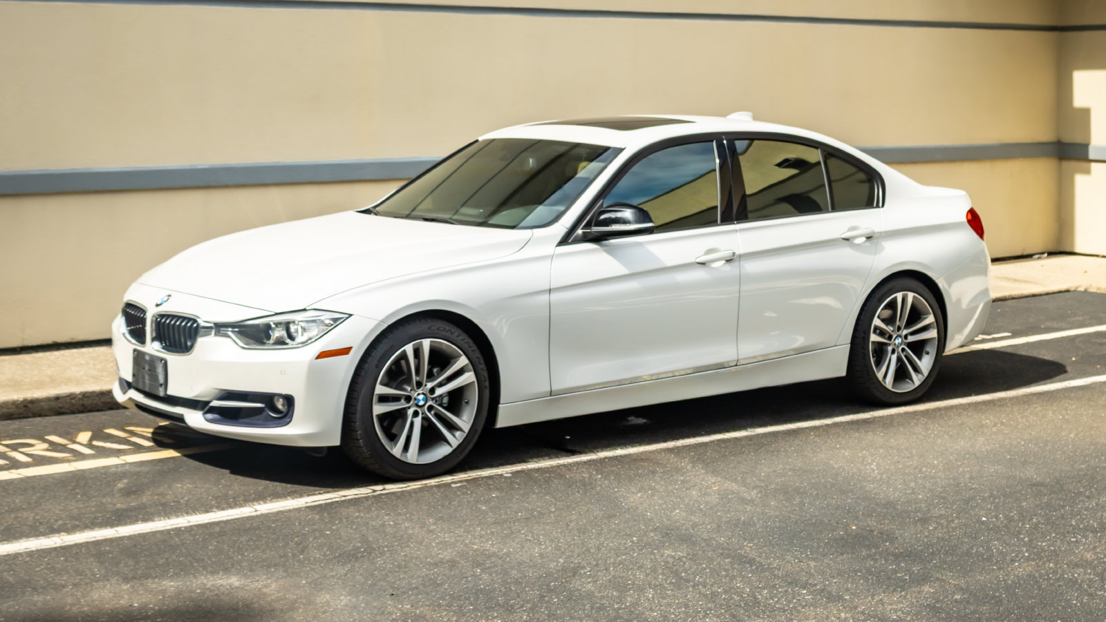 Used 2015 BMW 328i Sedan RWD image 3