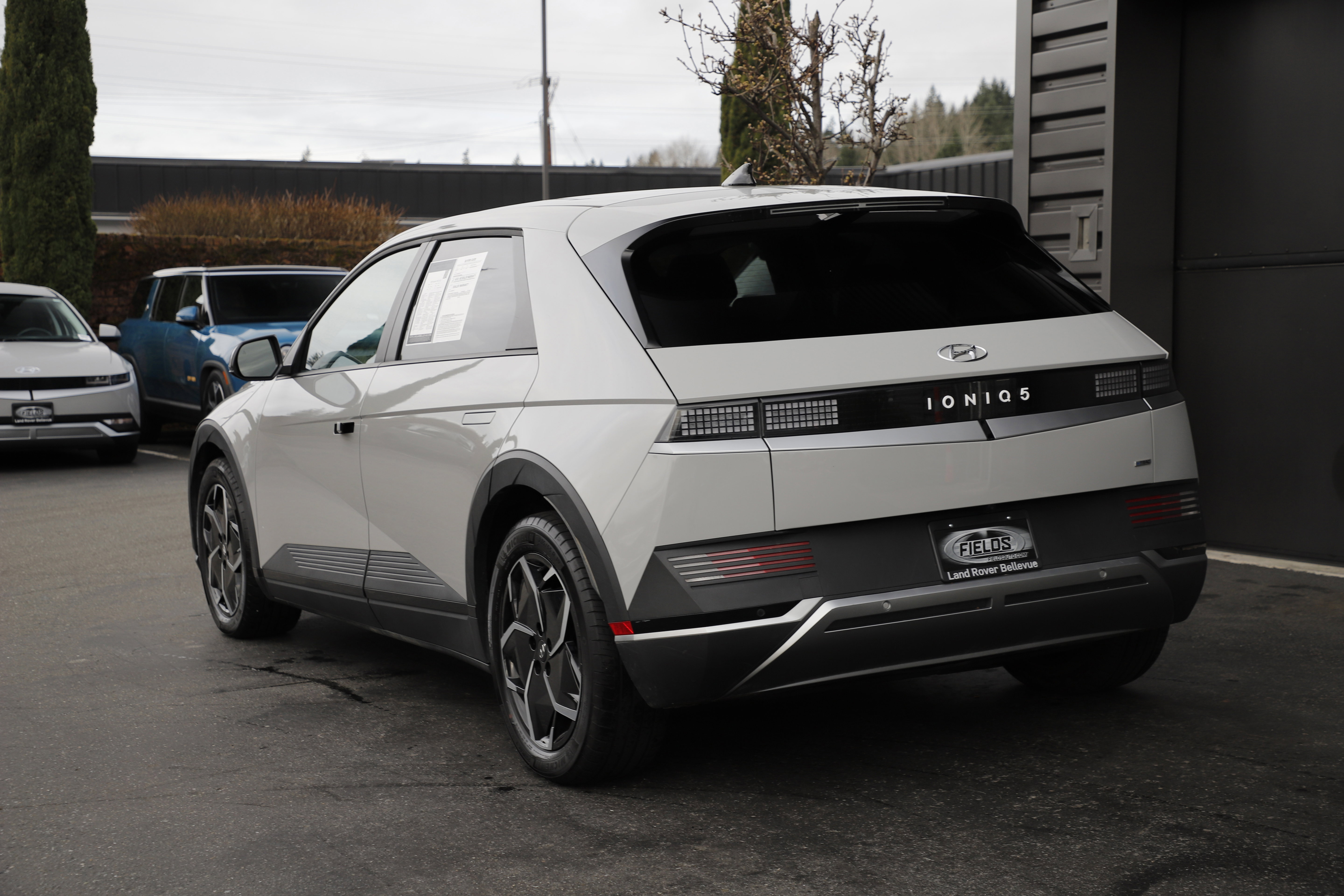 Used 2024 Hyundai Ioniq 5 SE image 6