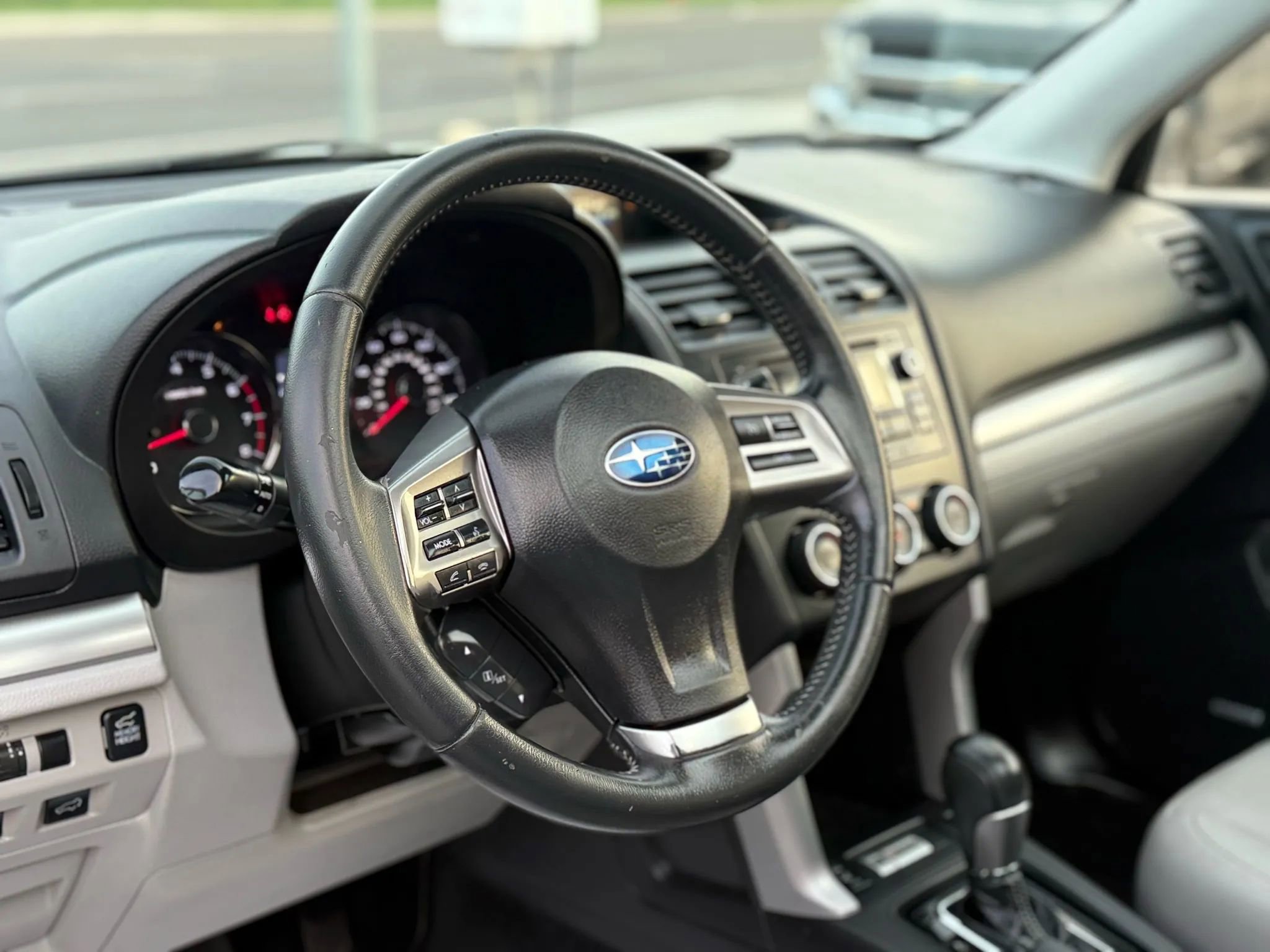 Used 2015 Subaru Forester 2.5i Touring w/ Popular Package #2 image 18