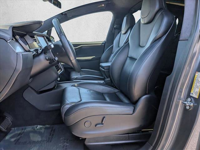 Used 2018 Tesla Model X 75D AWD/4WD image 16