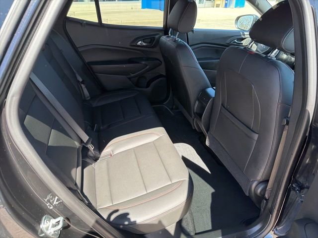 Used 2024 Chevrolet Trax RS FWD image 34