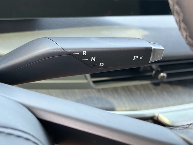 Used 2023 Lucid Air Touring AWD/4WD image 16
