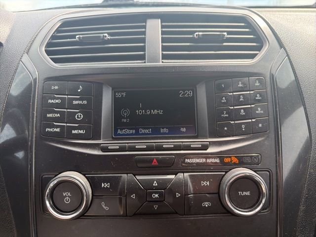 Certified 2018 Ford Explorer XLT AWD/4WD image 31