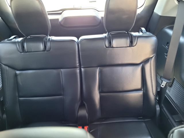 Certified 2021 Ford Explorer XLT w/ Equipment Group 202A AWD/4WD image 14