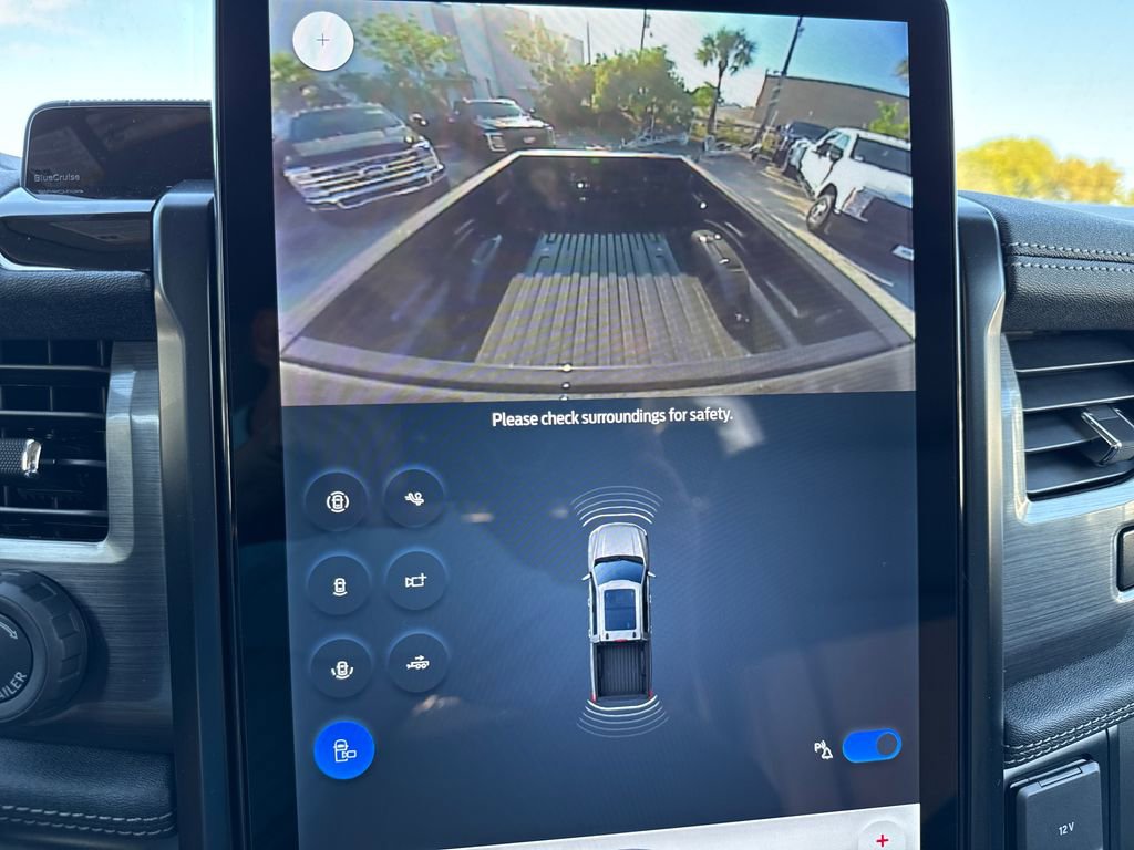 New 2025 Ford F150 Lightning Flash image 25