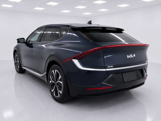Used 2023 Kia EV6 Wind w/ Wind Technology Package AWD/4WD image 10