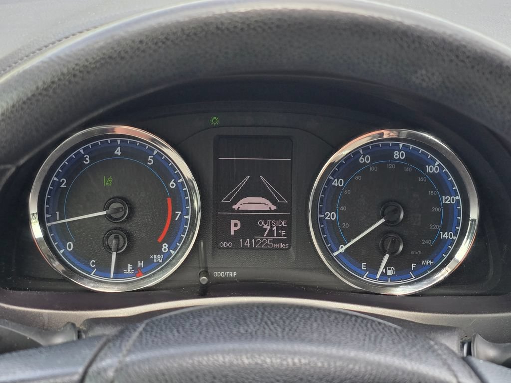 Used 2019 Toyota Corolla LE FWD image 32