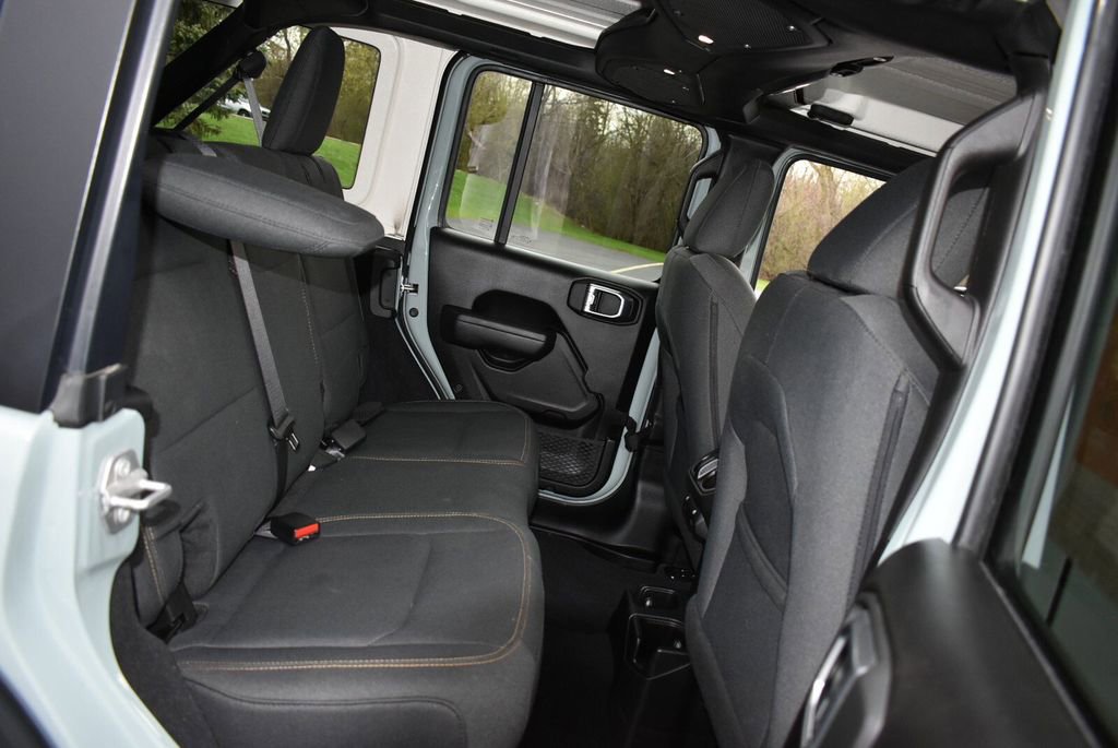 Certified 2024 Jeep Wrangler Unlimited Sport AWD/4WD image 27