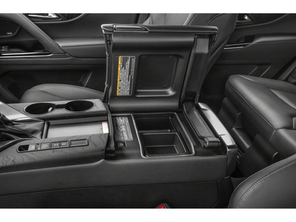 New 2025 Lexus LX 600 4WD w/ Luxury Package image 9