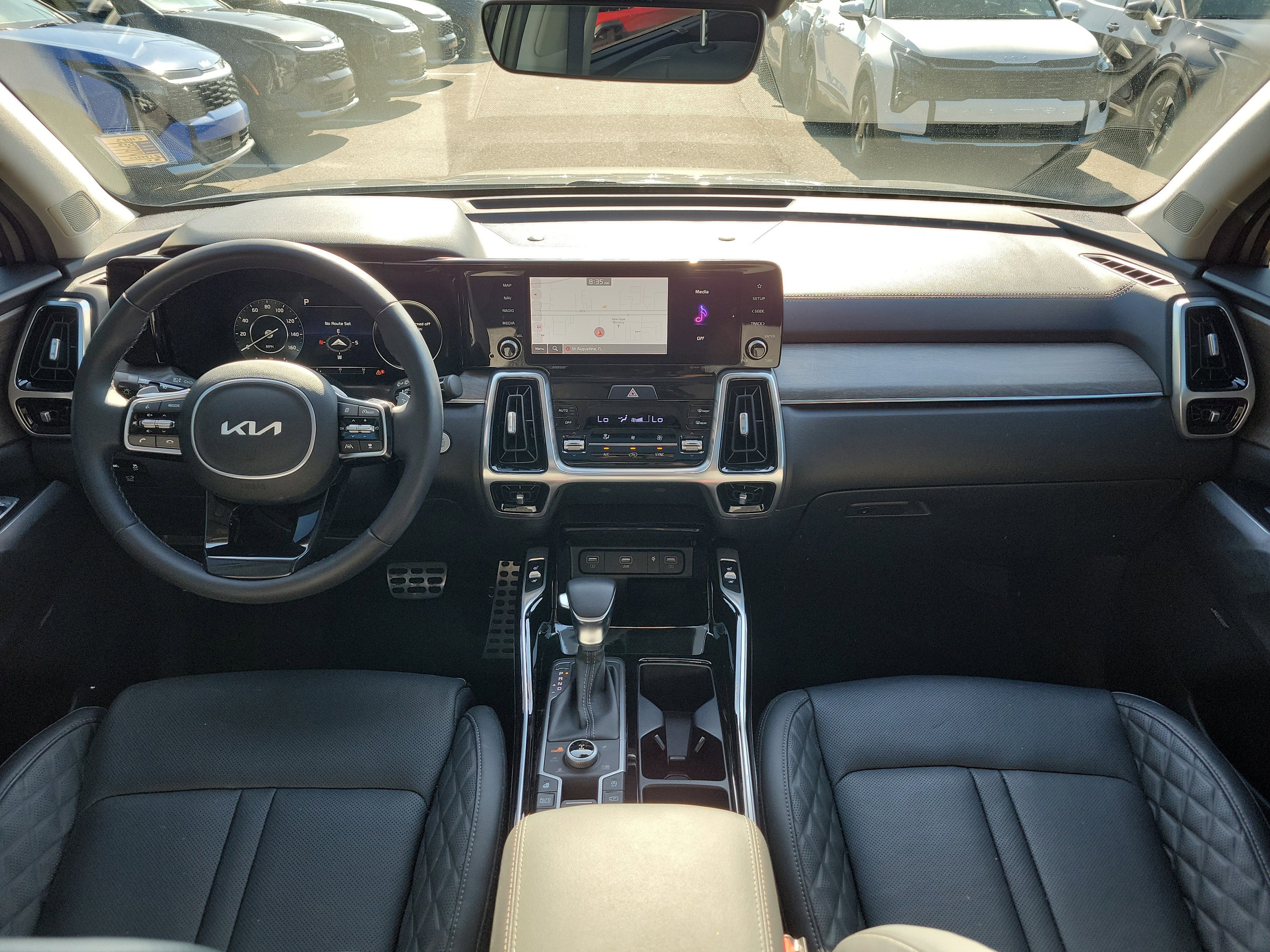 Certified 2023 Kia Sorento SX Prestige AWD/4WD image 18