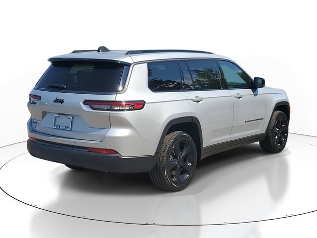 New 2026 Jeep Grand Cherokee L Limited w/ Limited Altitude Package AWD/4WD image 4