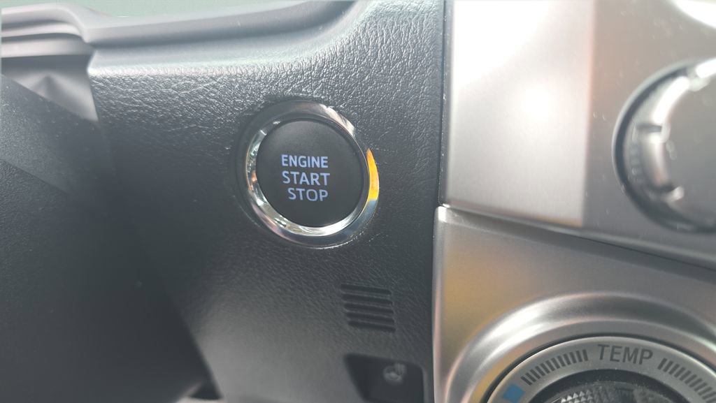 Used 2024 Toyota 4Runner Limited image 26