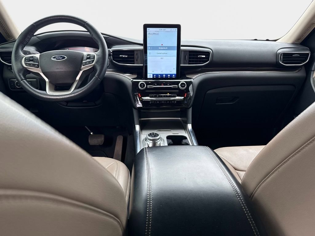 Used 2022 Ford Explorer Limited w/ Limited Technology Package image 13
