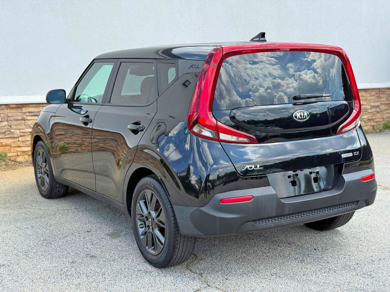 Used 2021 Kia Soul EX FWD image 6
