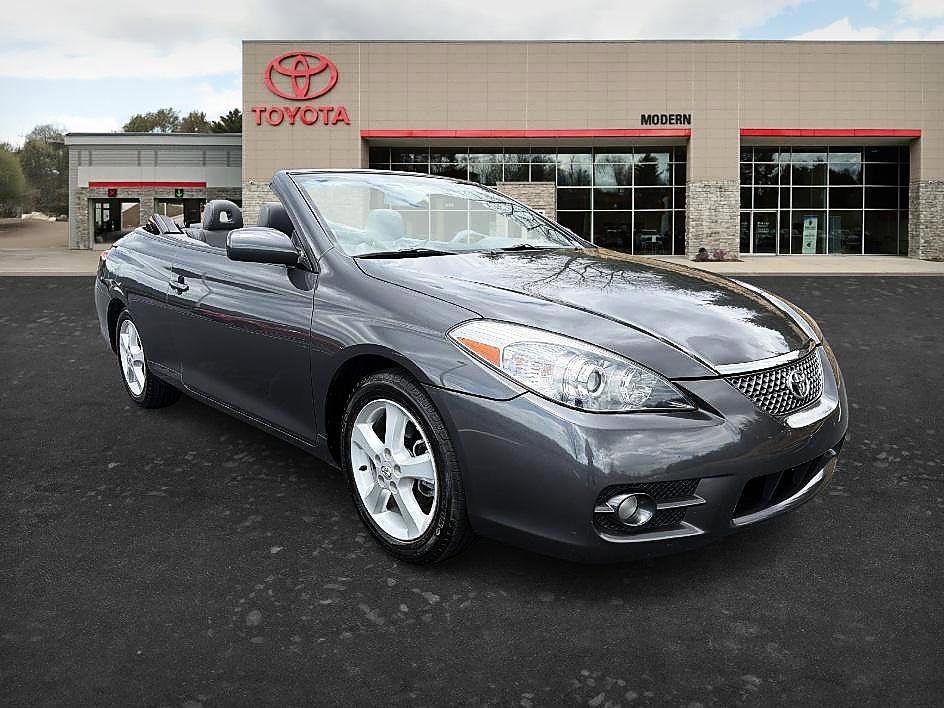 Used 2008 Toyota Solara SLE image 2