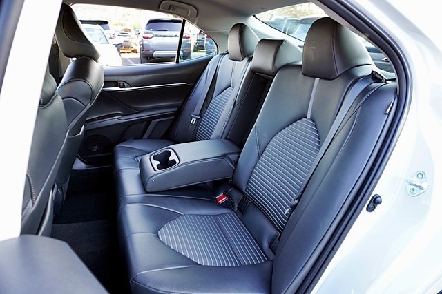 Used 2023 Toyota Camry SE FWD image 23