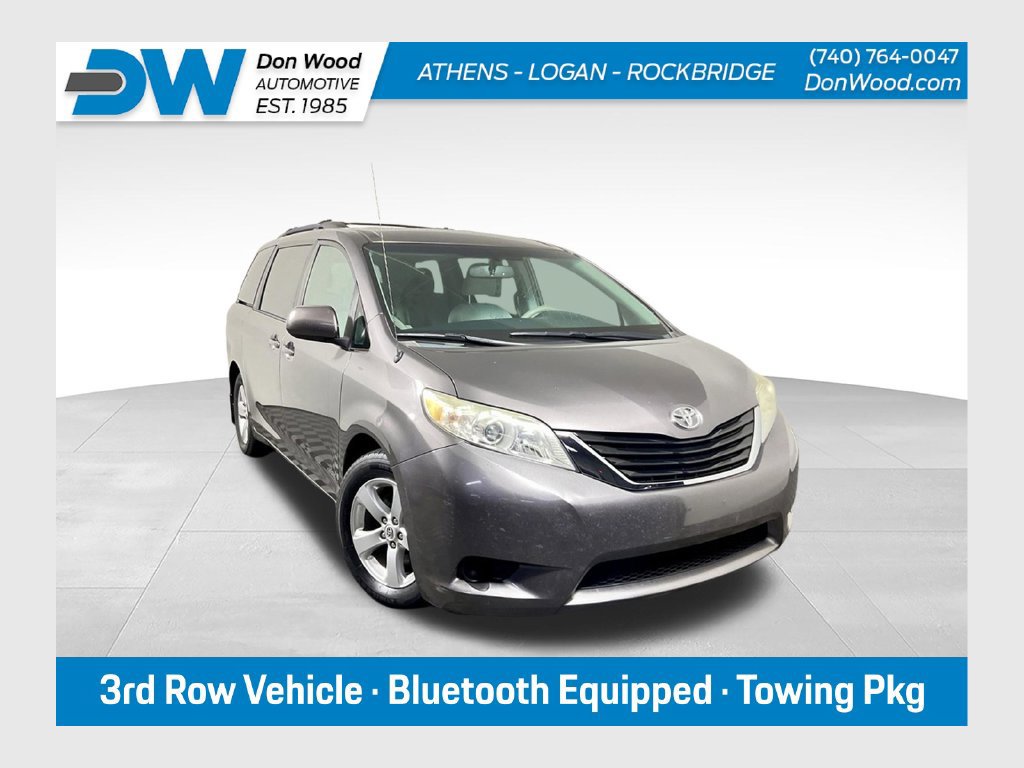 Used 2013 Toyota Sienna LE w/ Towing Pkg