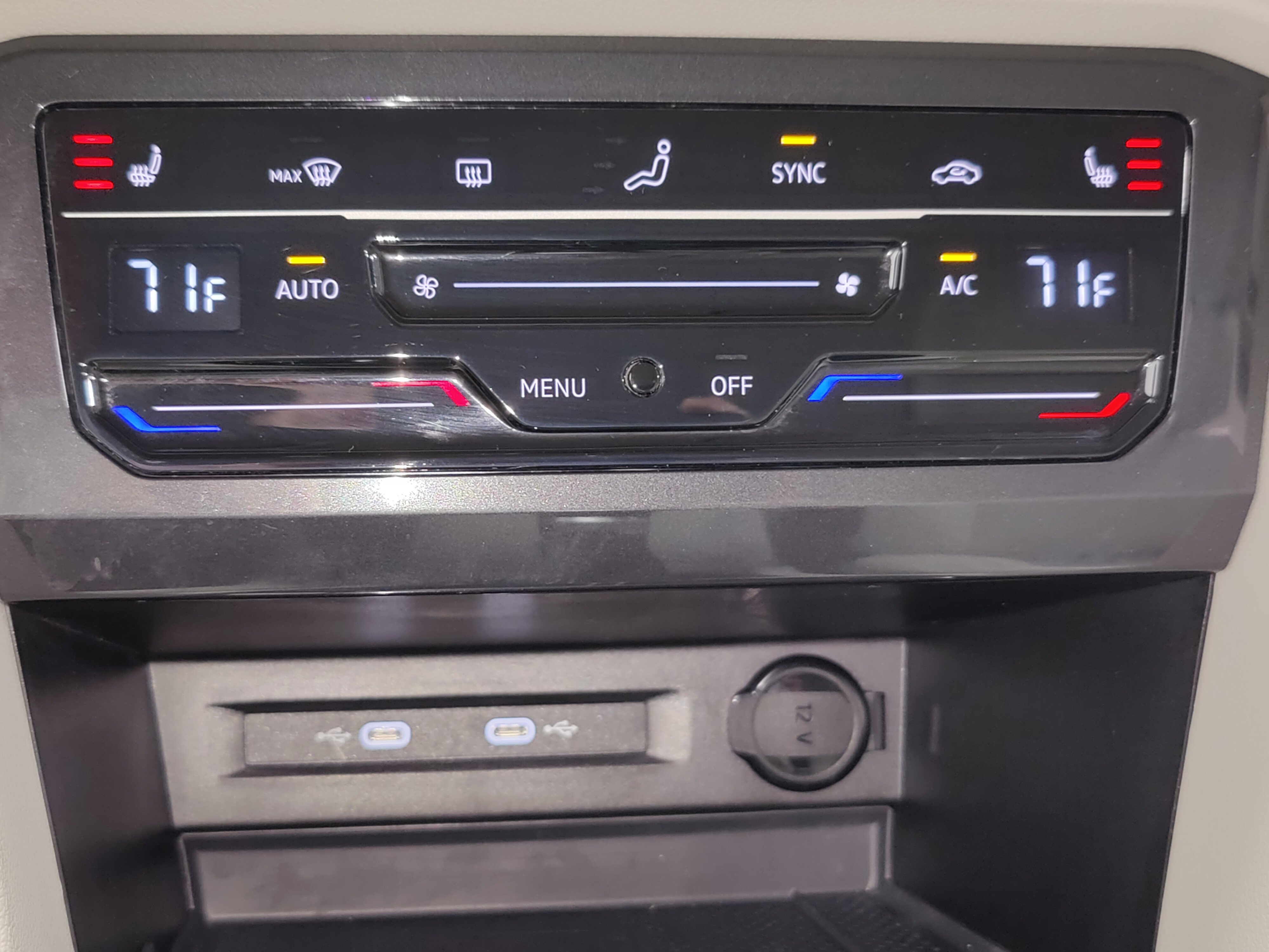 Certified 2023 Volkswagen Tiguan SE AWD/4WD image 17