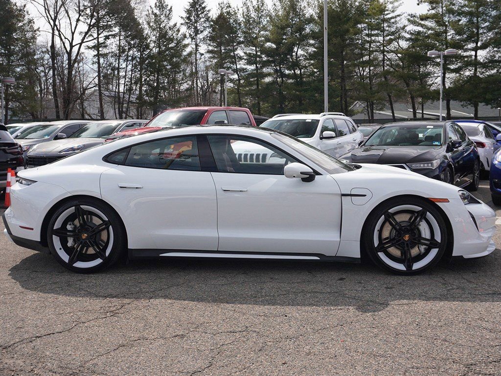 Used 2021 Porsche Taycan Turbo image 21