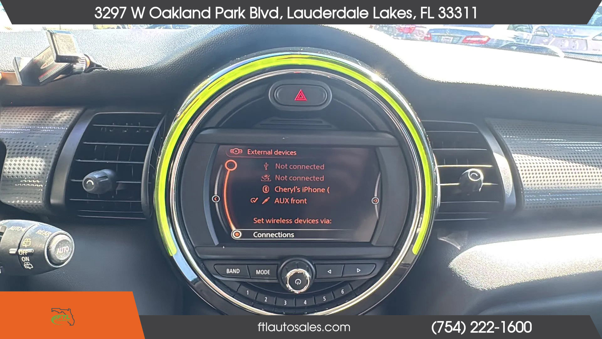 Used 2015 MINI Cooper 4-Door Hardtop image 58