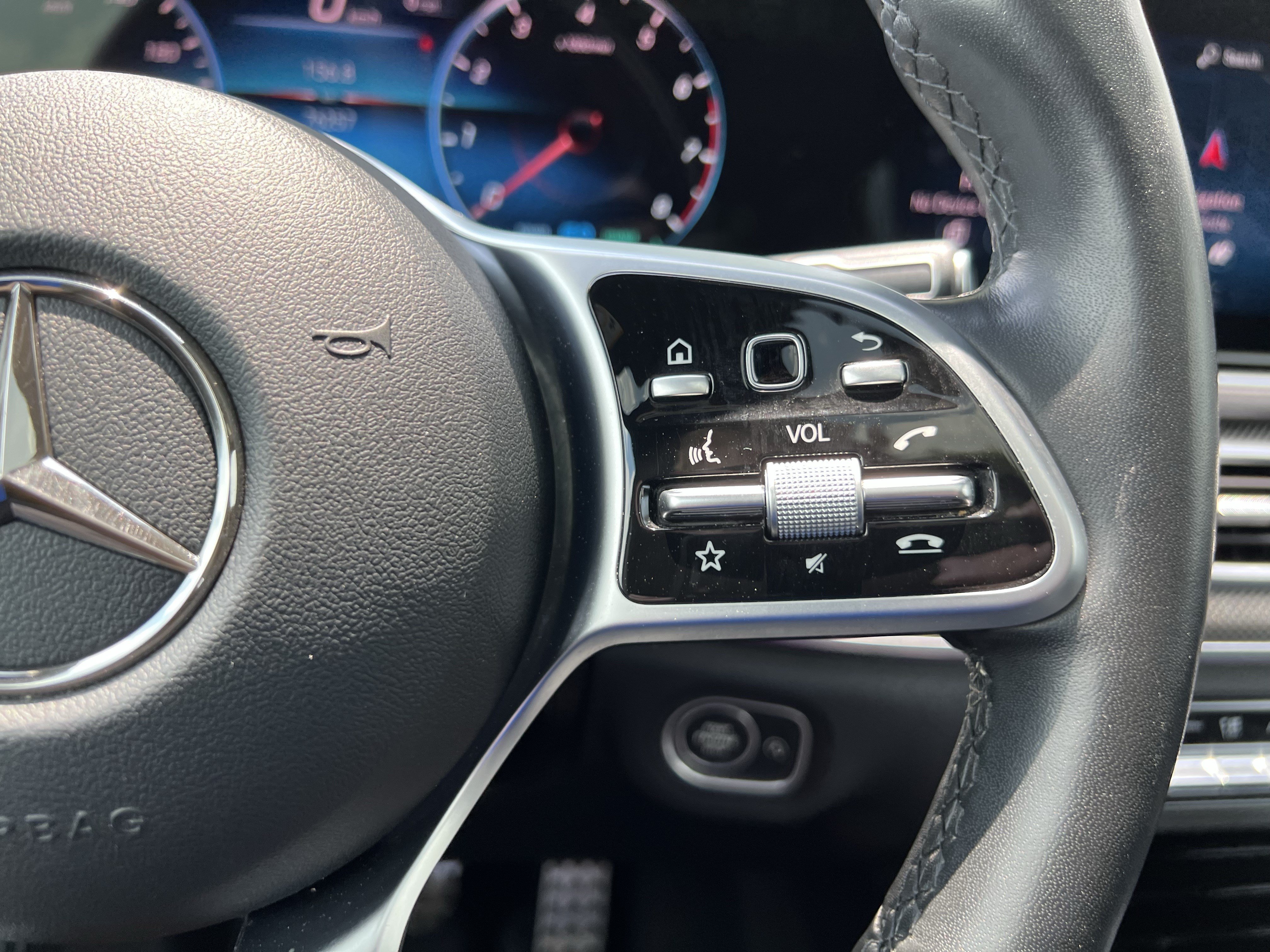 Certified 2022 Mercedes-Benz GLS 450 4MATIC image 20