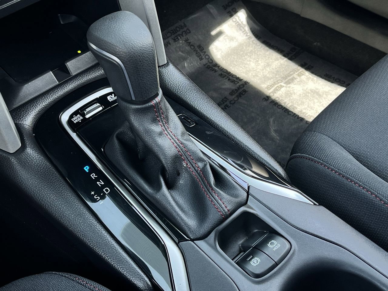 Used 2025 Toyota Corolla Cross AWD Hybrid image 17