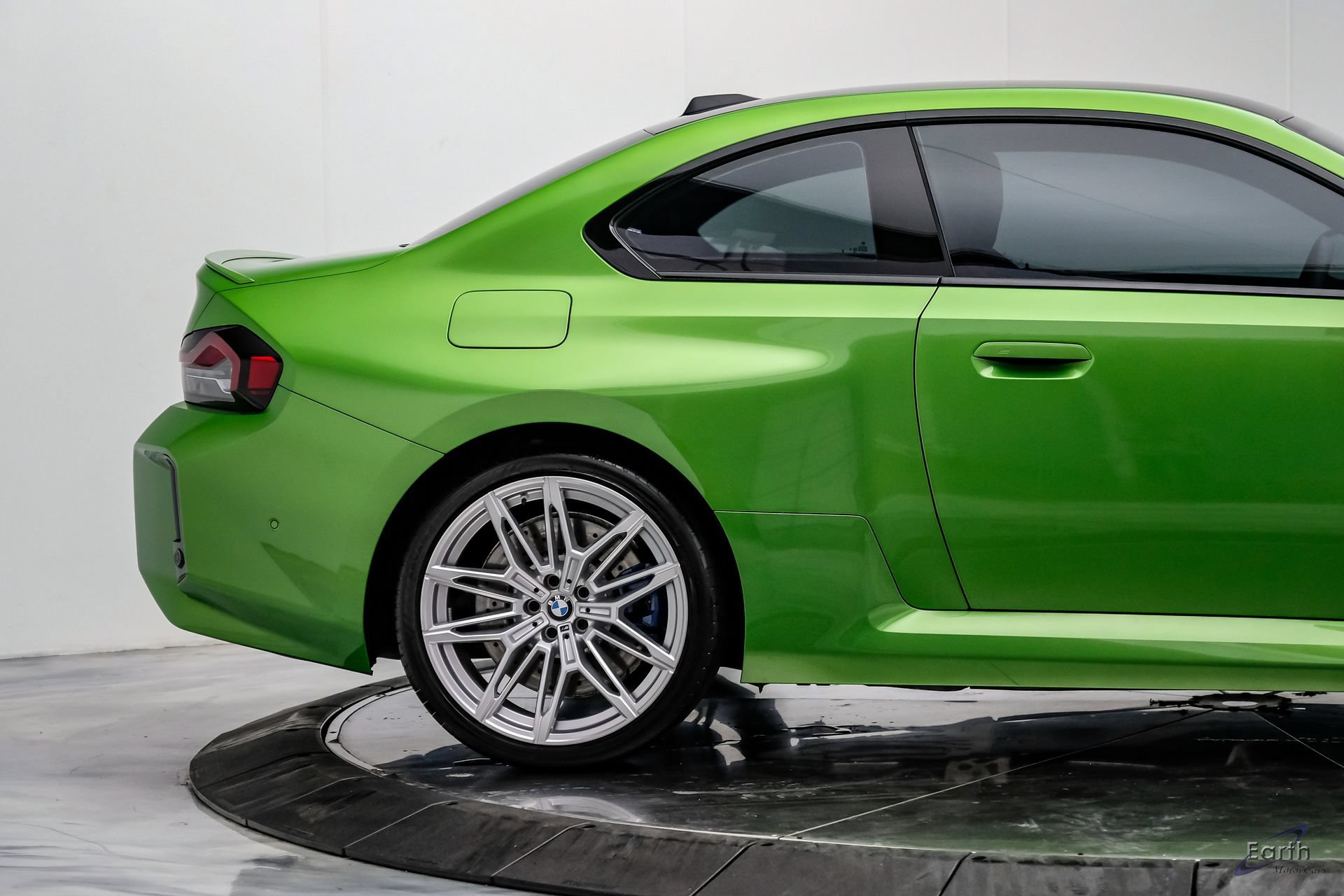 Used 2025 BMW M2 w/ Lighting Package RWD image 21