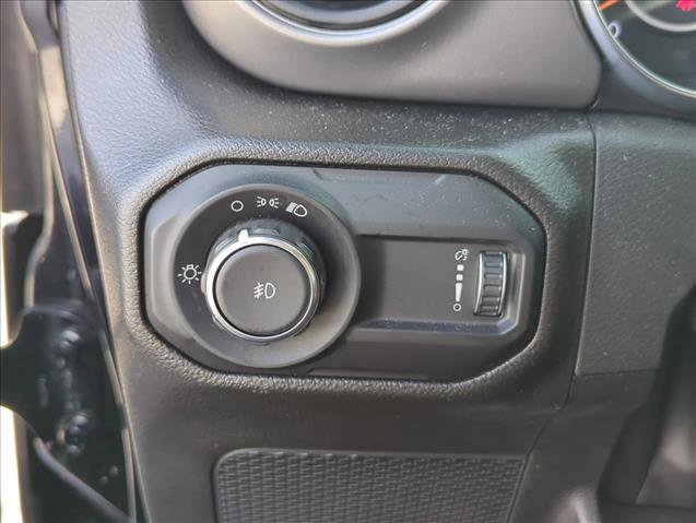 Used 2023 Jeep Wrangler Sport image 12