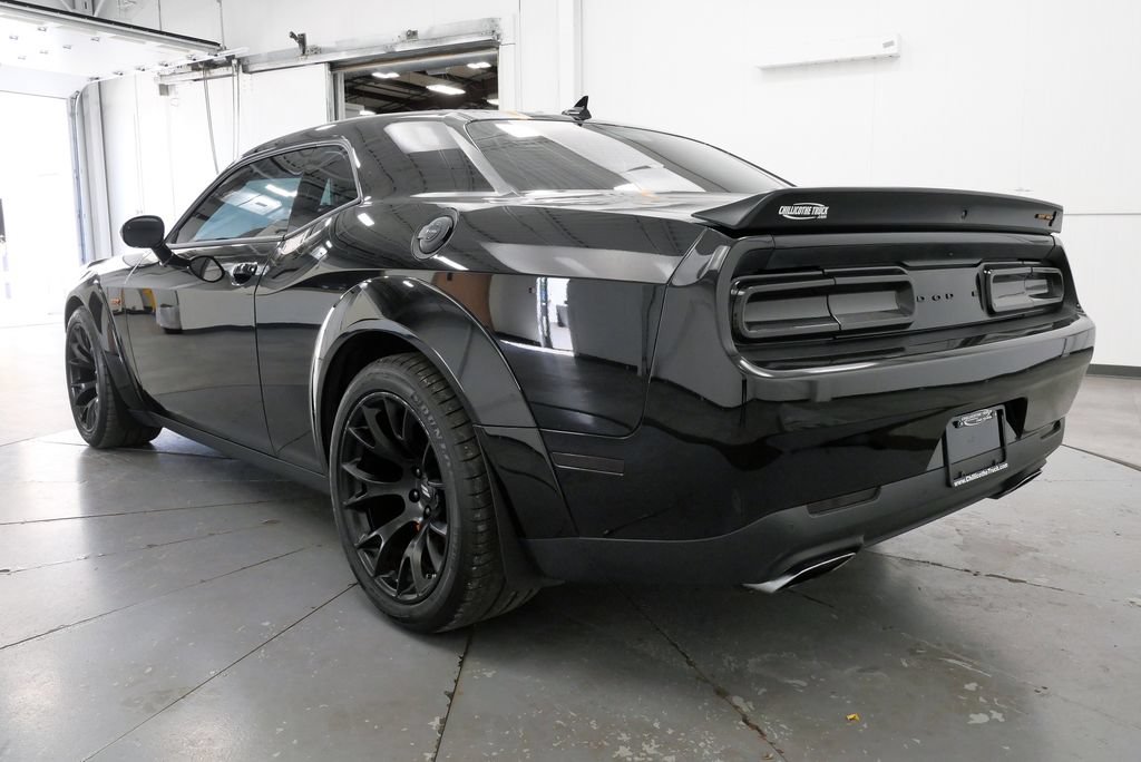 Used 2022 Dodge Challenger R/T Scat Pack RWD image 5