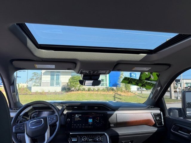 Used 2024 GMC Sierra 2500 Denali w/ Denali Reserve Package image 16