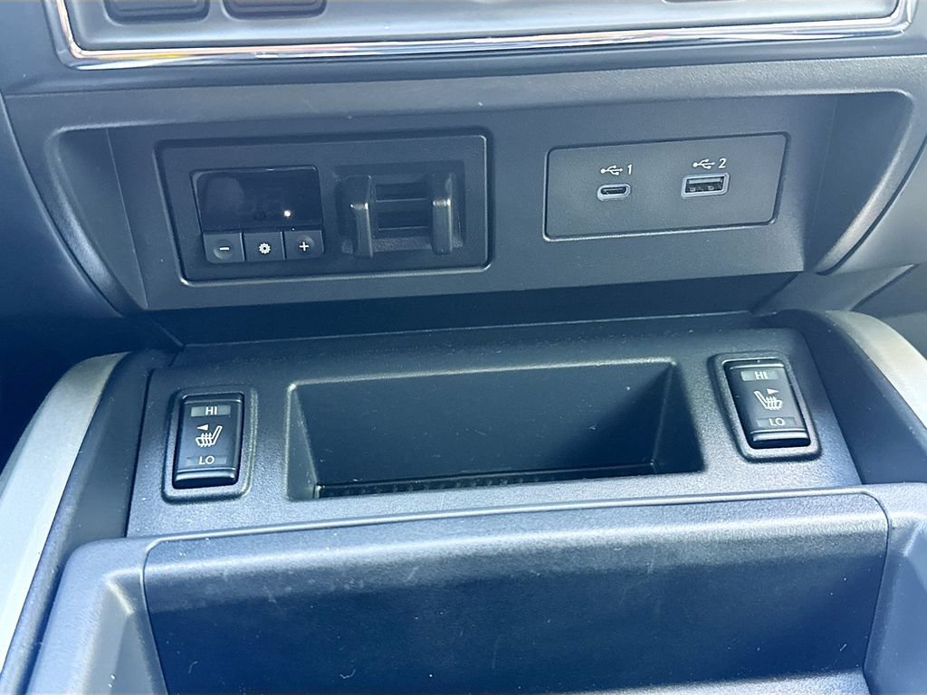 Certified 2024 Nissan Titan SV w/ SV Convenience Package RWD image 25