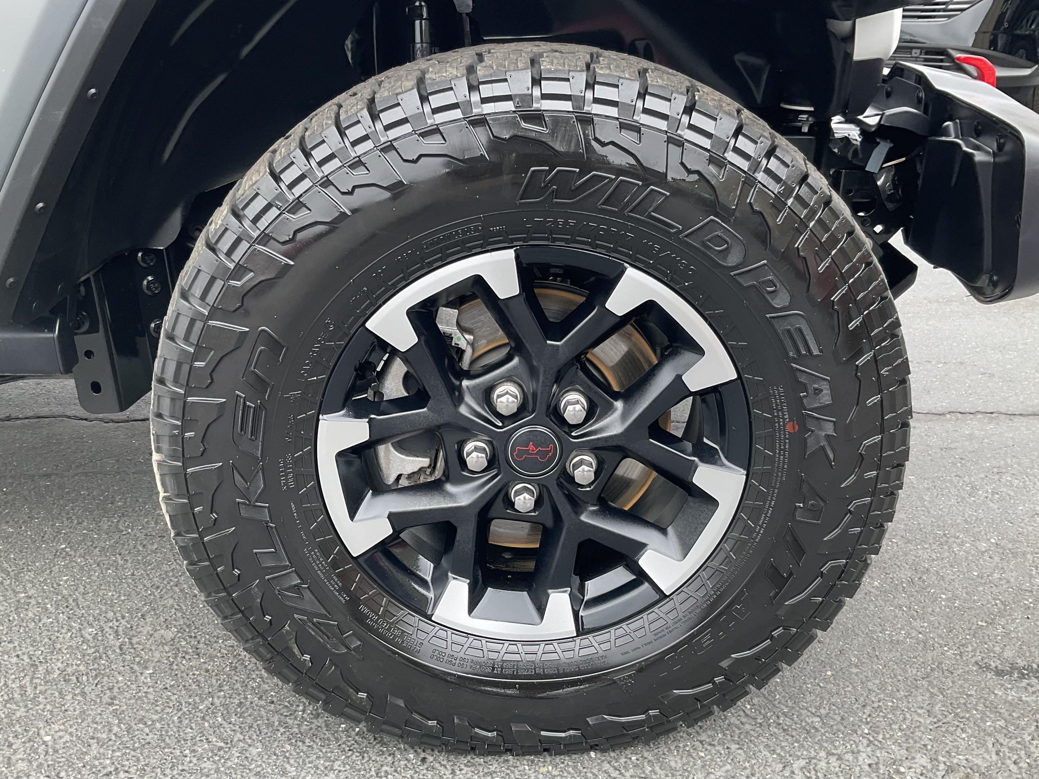 Used 2026 Jeep Gladiator Rubicon AWD/4WD image 11